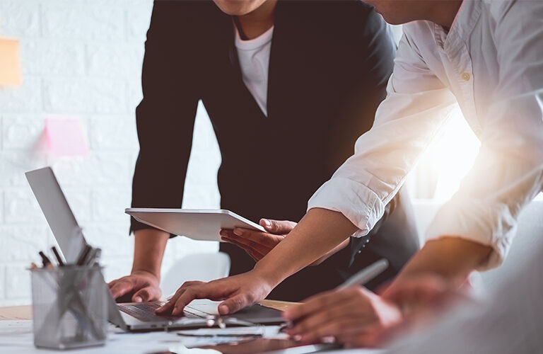 MVP در توسعه نرم افزار چیست؟